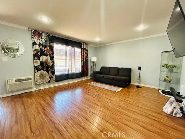 7304 Exeter Street #E Paramount, CA 90723