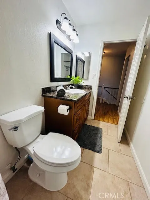 7304 Exeter Street #E Paramount, CA 90723