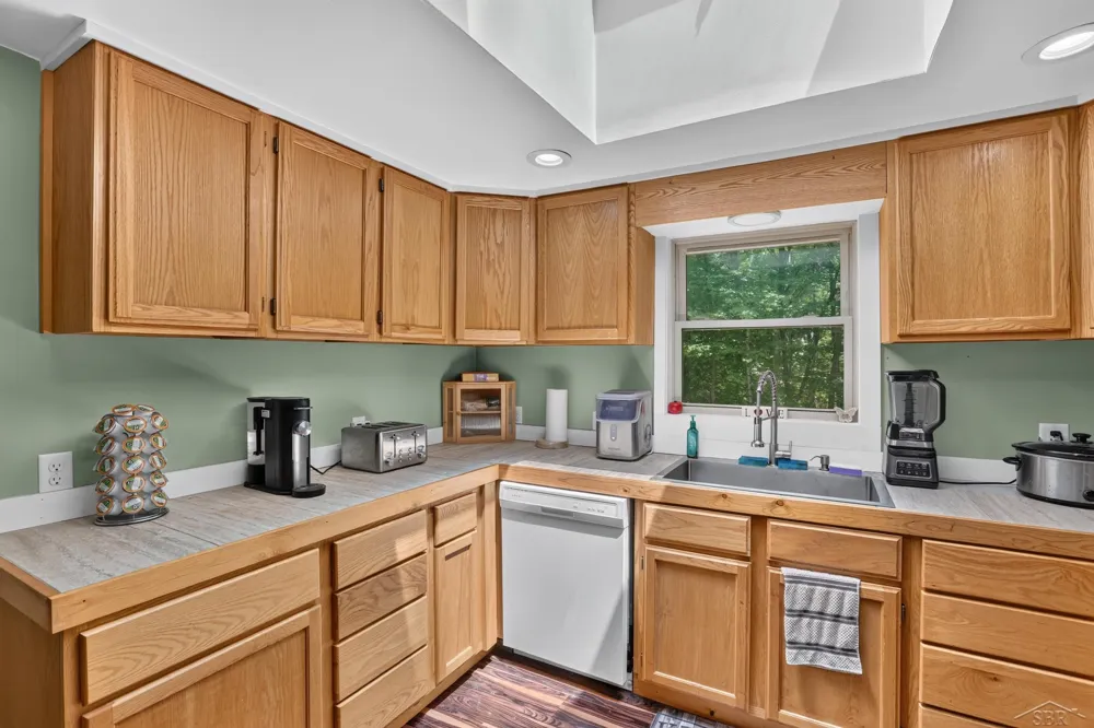 4350 E Arnold Lake Road Frost Township, MI 48625