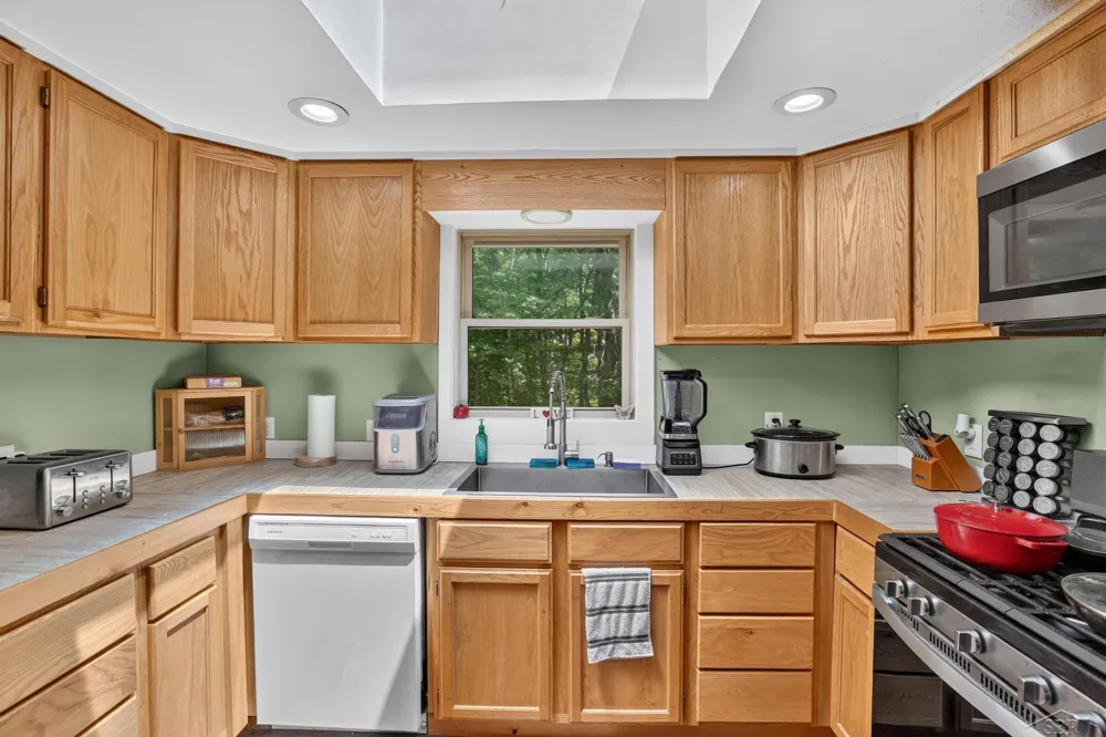 4350 E Arnold Lake Road Frost Township, MI 48625