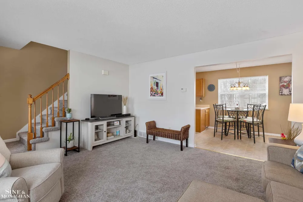 1452 Whispering Woods Avenue Marysville City, MI 48040