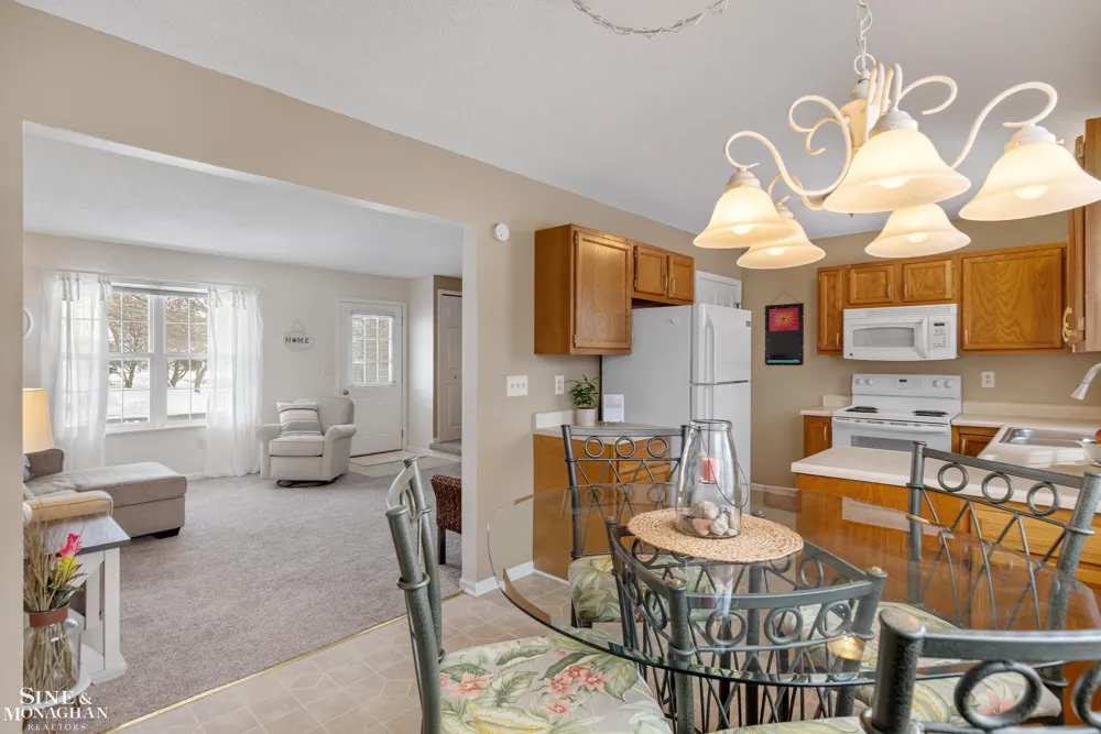 1452 Whispering Woods Avenue Marysville City, MI 48040