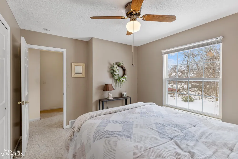 1452 Whispering Woods Avenue Marysville City, MI 48040