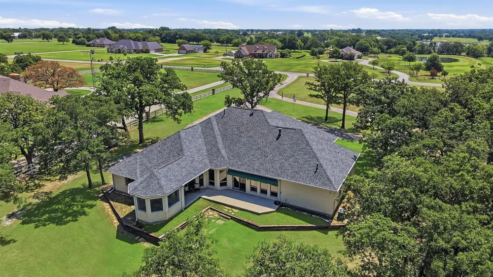 171 Briar Creek Road Whitesboro, TX 76273