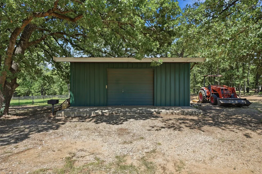 171 Briar Creek Road Whitesboro, TX 76273