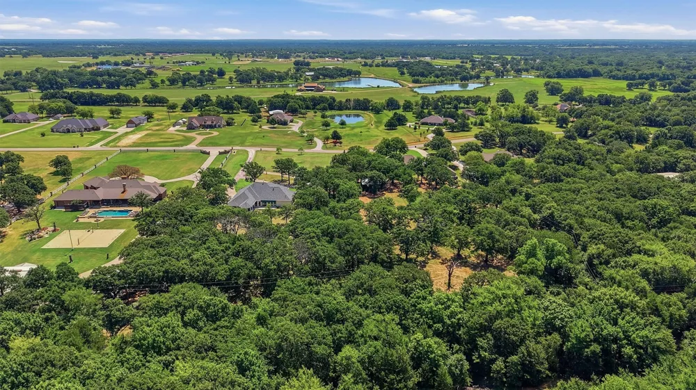 171 Briar Creek Road Whitesboro, TX 76273