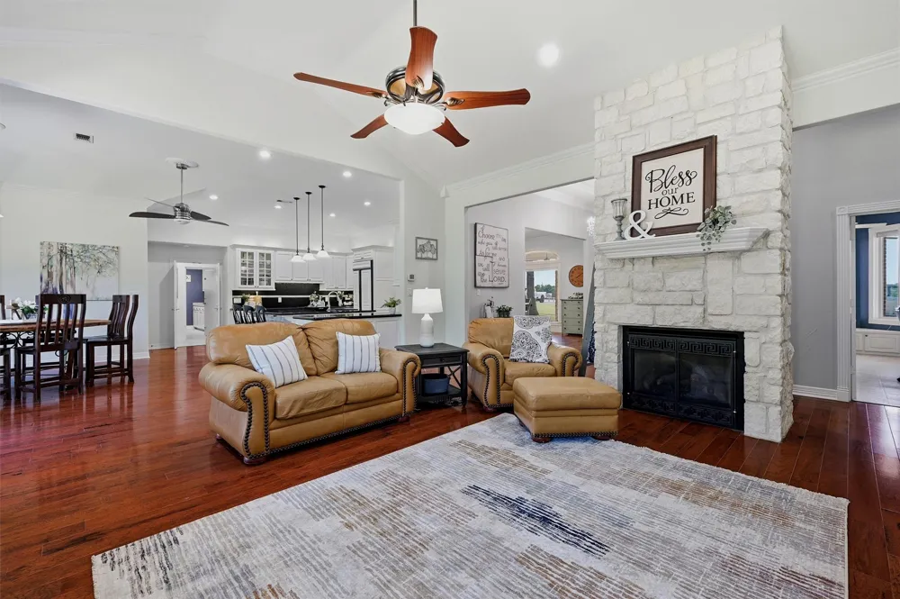 171 Briar Creek Road Whitesboro, TX 76273