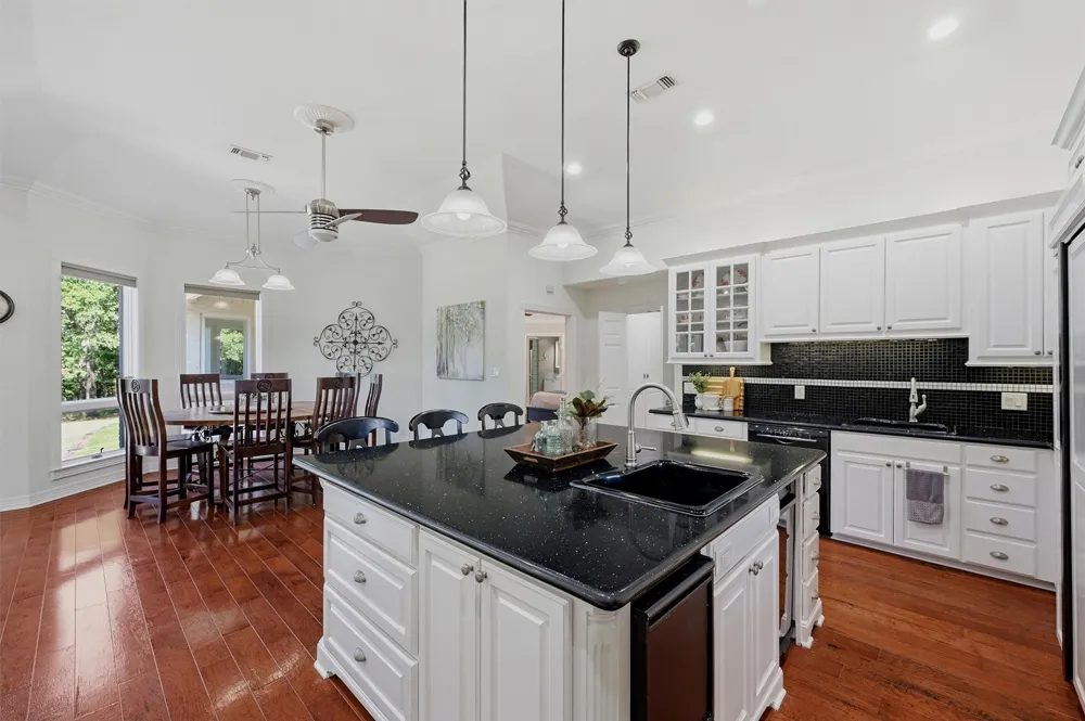 171 Briar Creek Road Whitesboro, TX 76273