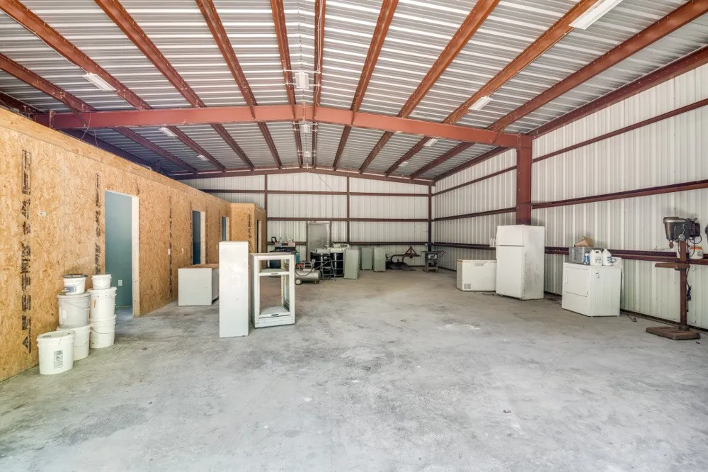 1525 Rs County Road 1490 Point, TX 75472