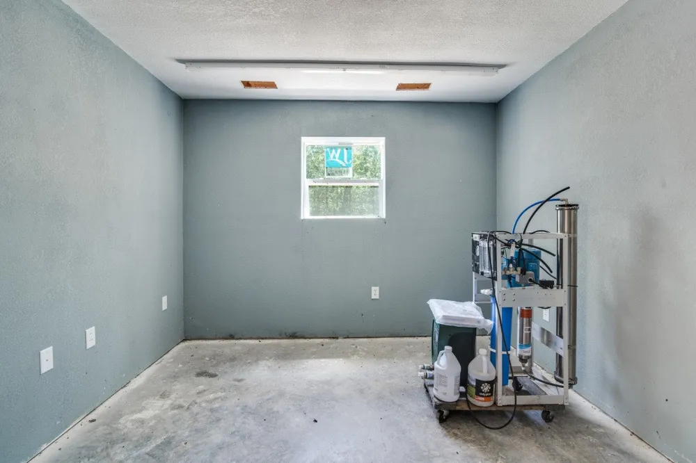 1525 Rs County Road 1490 Point, TX 75472