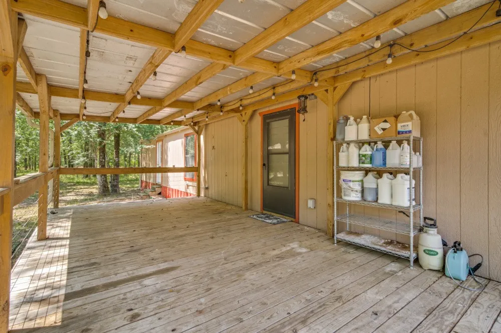 1525 Rs County Road 1490 Point, TX 75472