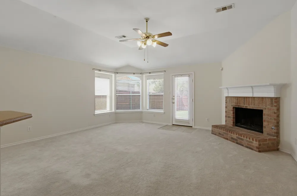 5613 Sundance Drive The Colony, TX 75056