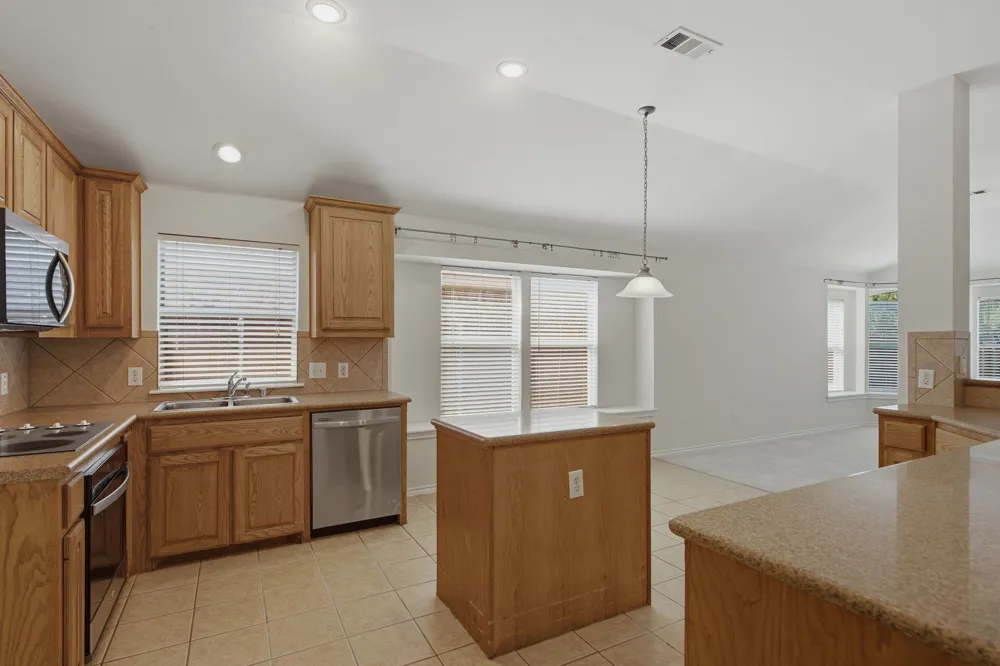 5613 Sundance Drive The Colony, TX 75056
