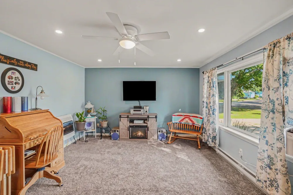 169 Park Place Barryton, MI 49305