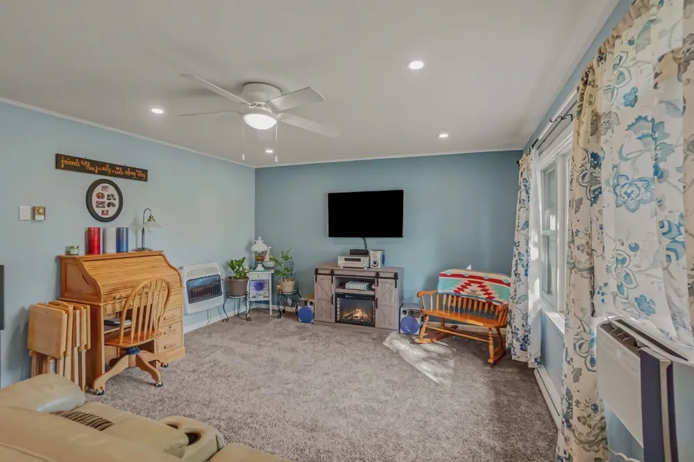 169 Park Place Barryton, MI 49305