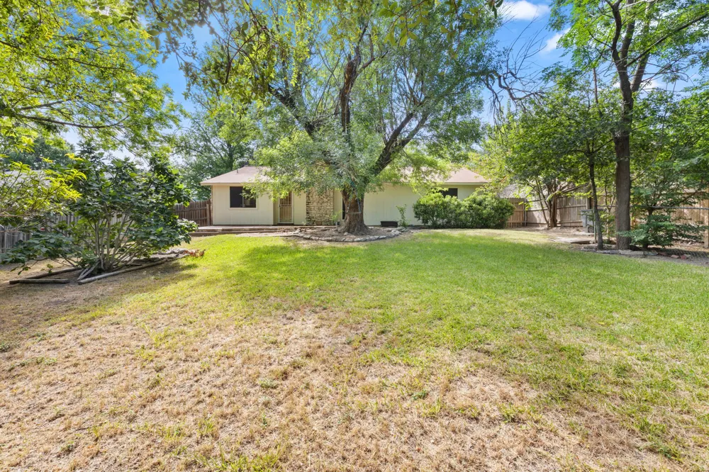 1030 Wisteria Trail Austin, TX 78753