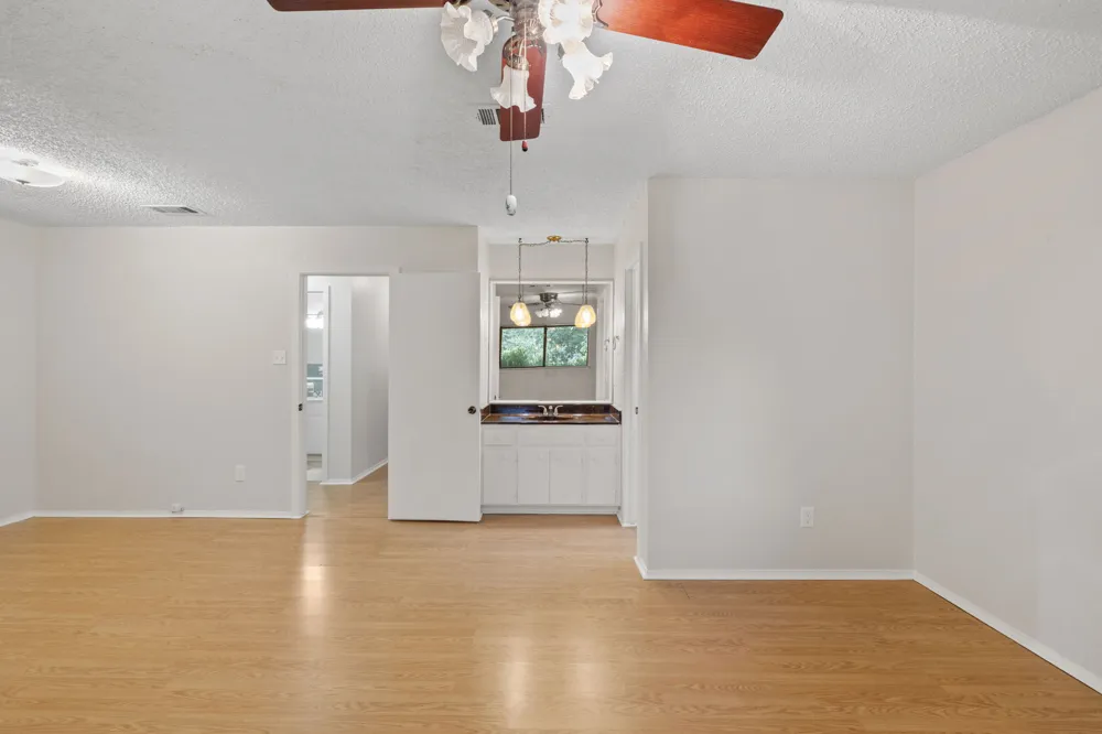 1030 Wisteria Trail Austin, TX 78753