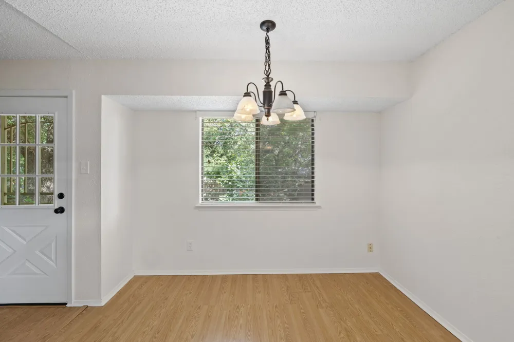 1030 Wisteria Trail Austin, TX 78753