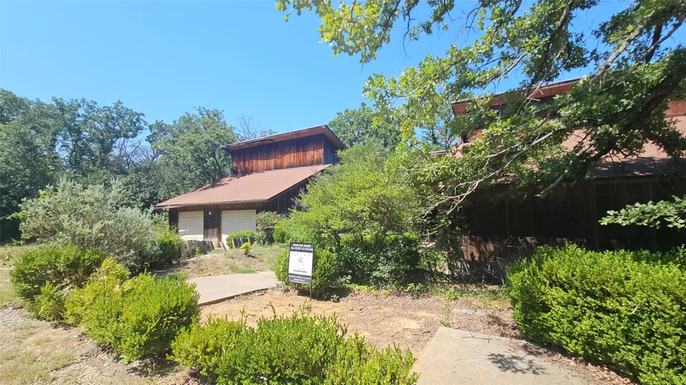 1121 Thornridge Circle Argyle, TX 76226