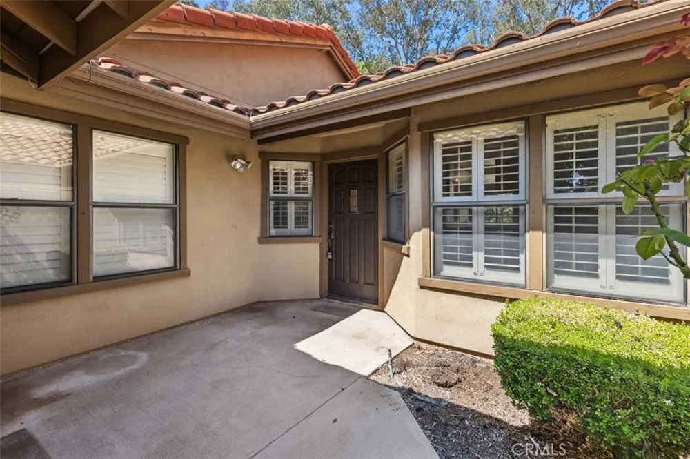 1760 Del Prado Pomona, CA 91768