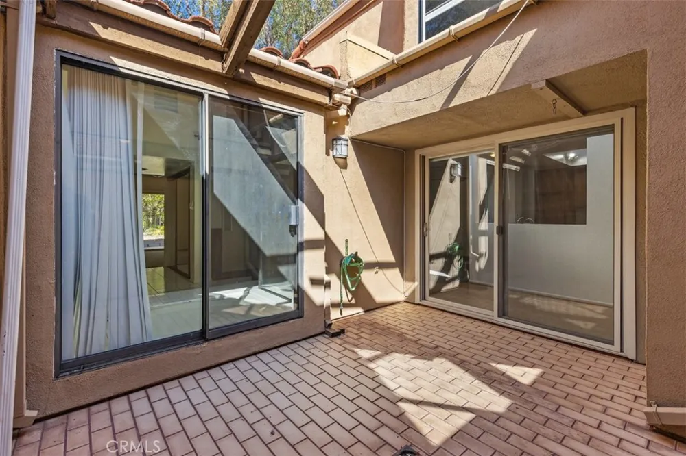 1760 Del Prado Pomona, CA 91768