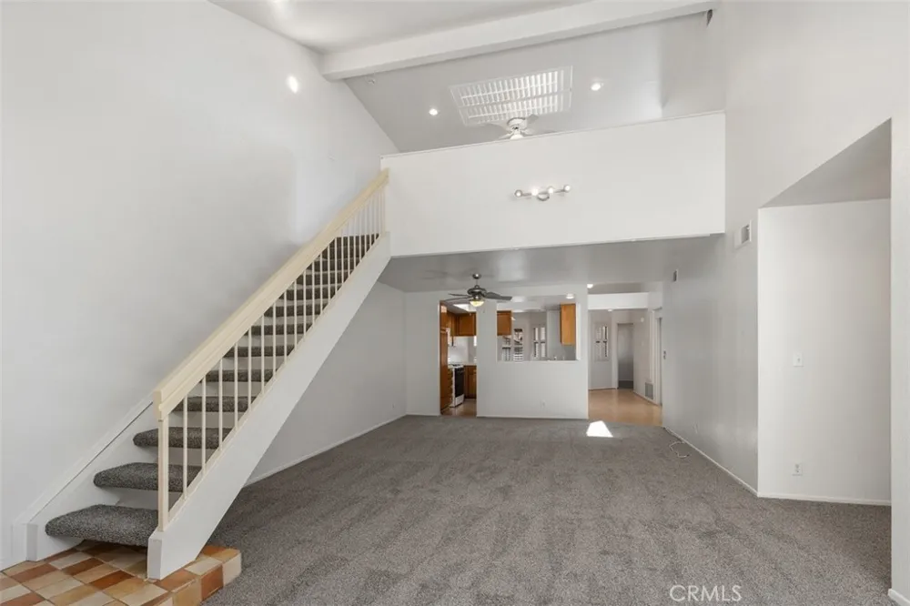 1760 Del Prado Pomona, CA 91768