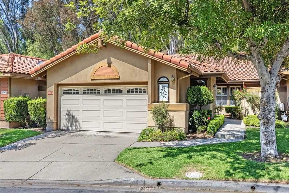 1760 Del Prado Pomona, CA 91768