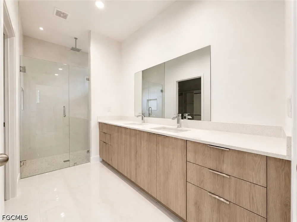 LIFE CIRCLE Labelle, FL 33935