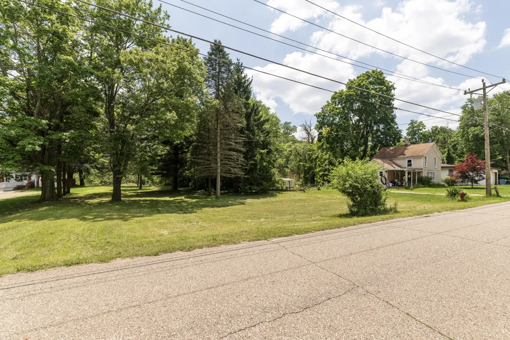 626 E Berrien Street Paw Paw, MI 49079