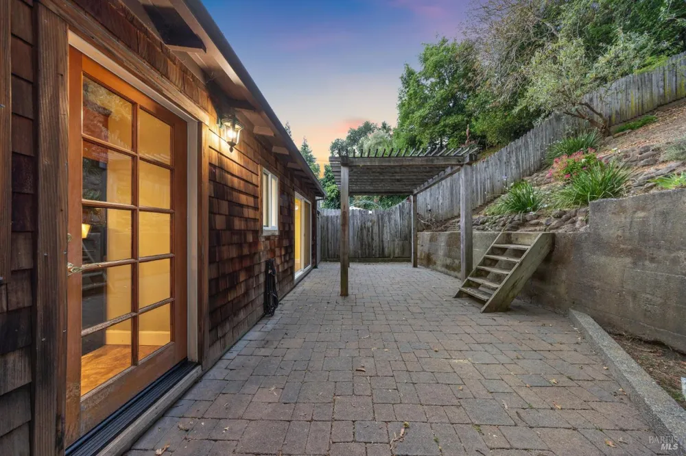 40 Elm Avenue San Anselmo, CA 94960
