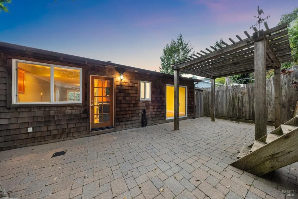 40 Elm Avenue San Anselmo, CA 94960