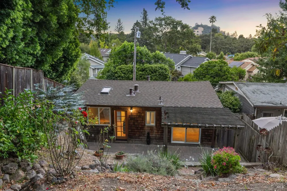 40 Elm Avenue San Anselmo, CA 94960