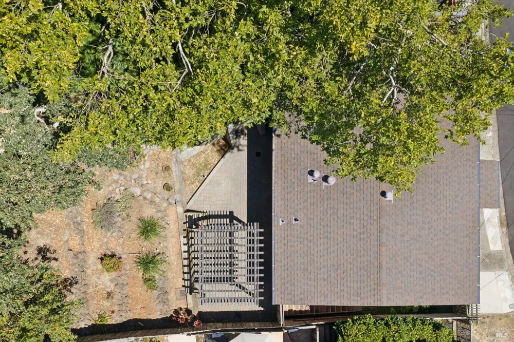 40 Elm Avenue San Anselmo, CA 94960