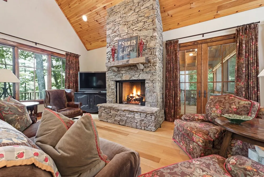 Songcatcher Court Tuckasegee, NC 28783