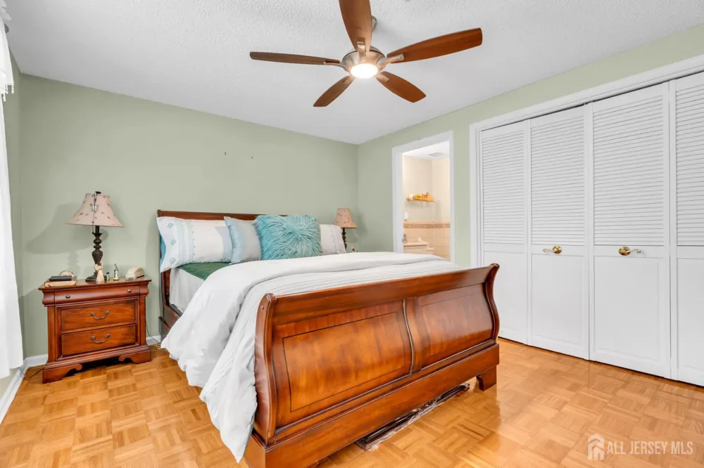 194 Madison Lane Monroe, NJ 08831