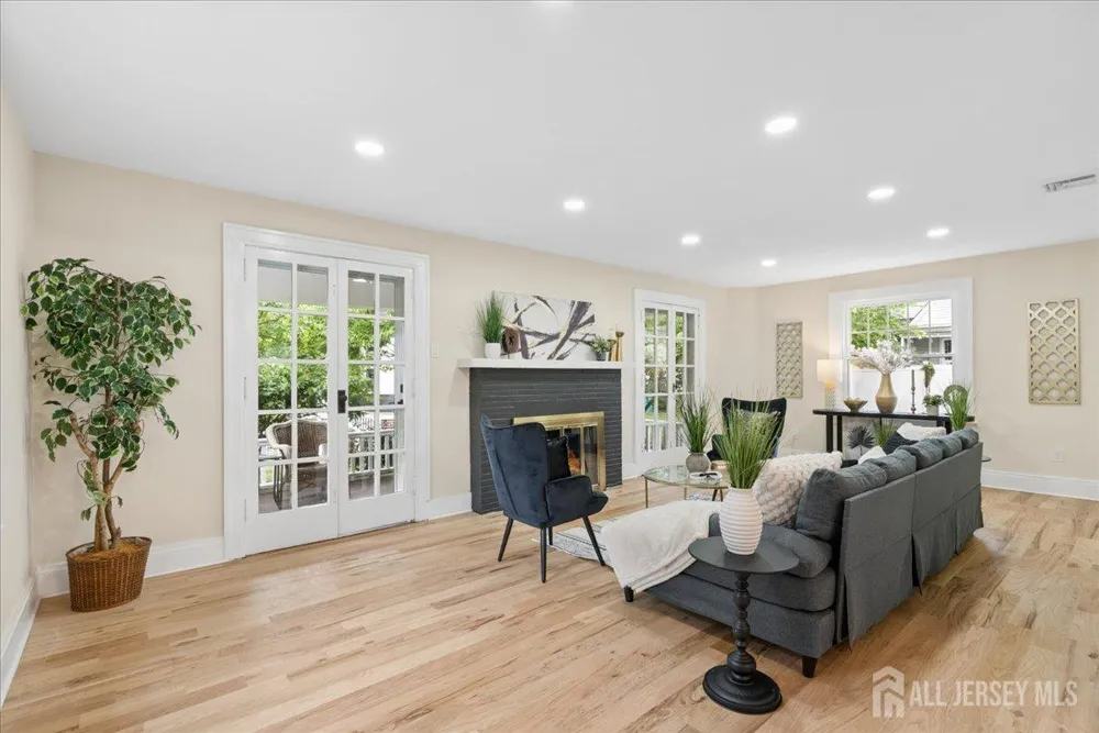 91 Lawrence Avenue Highland Park, NJ 08904