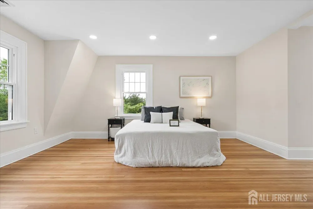 91 Lawrence Avenue Highland Park, NJ 08904
