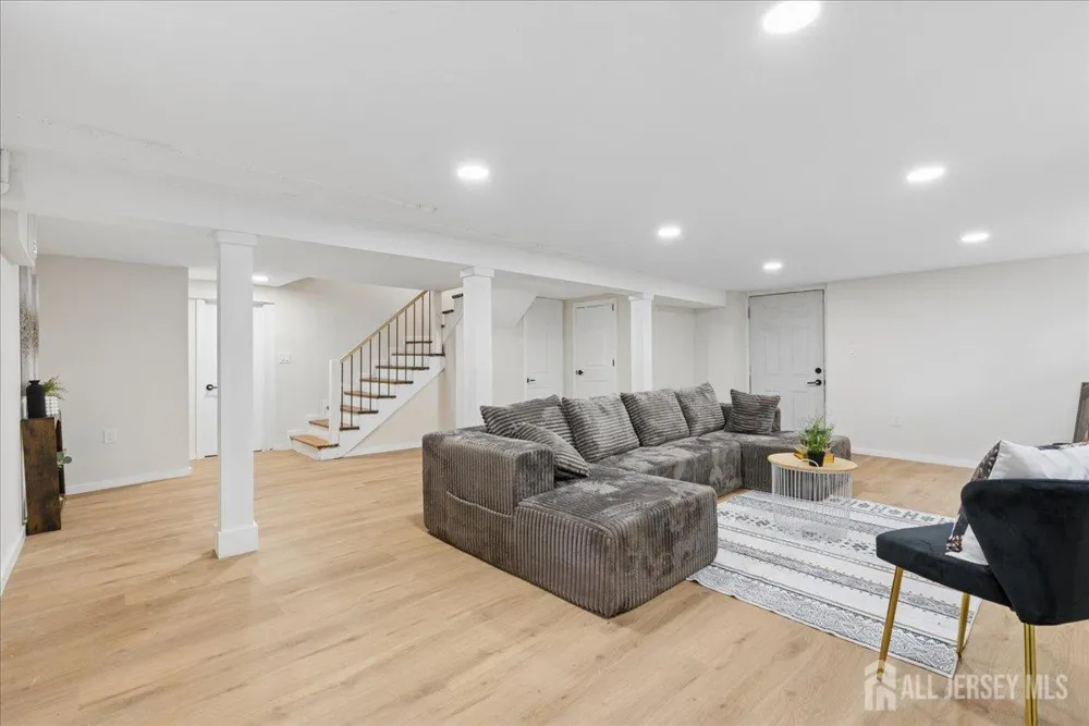 91 Lawrence Avenue Highland Park, NJ 08904