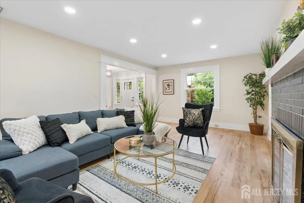 91 Lawrence Avenue Highland Park, NJ 08904
