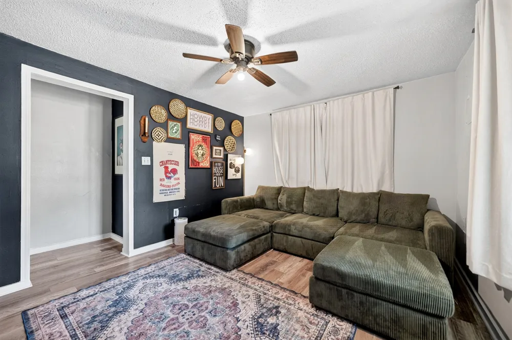 810 Edna Street Athens, TX 75751