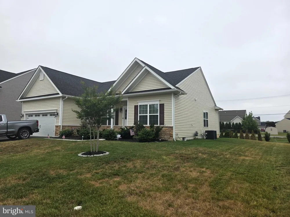 31 WAVYLEAF DRIVE Smyrna, DE 19977