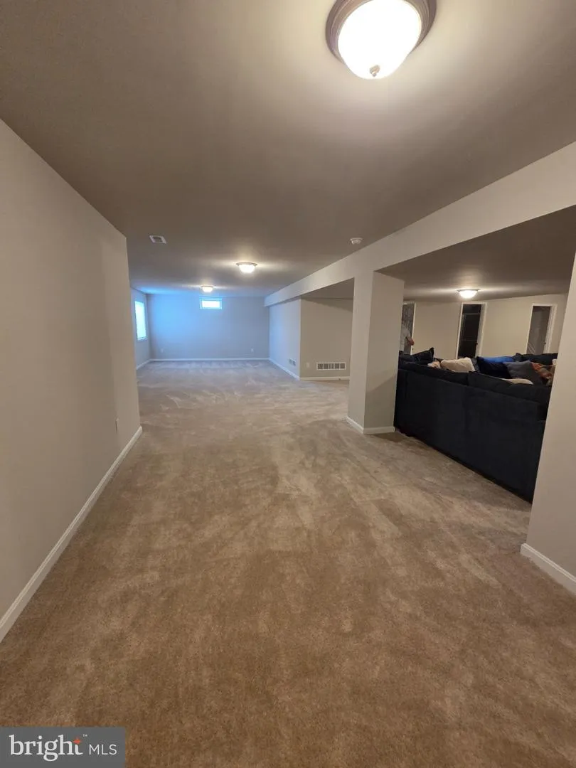 31 WAVYLEAF DRIVE Smyrna, DE 19977