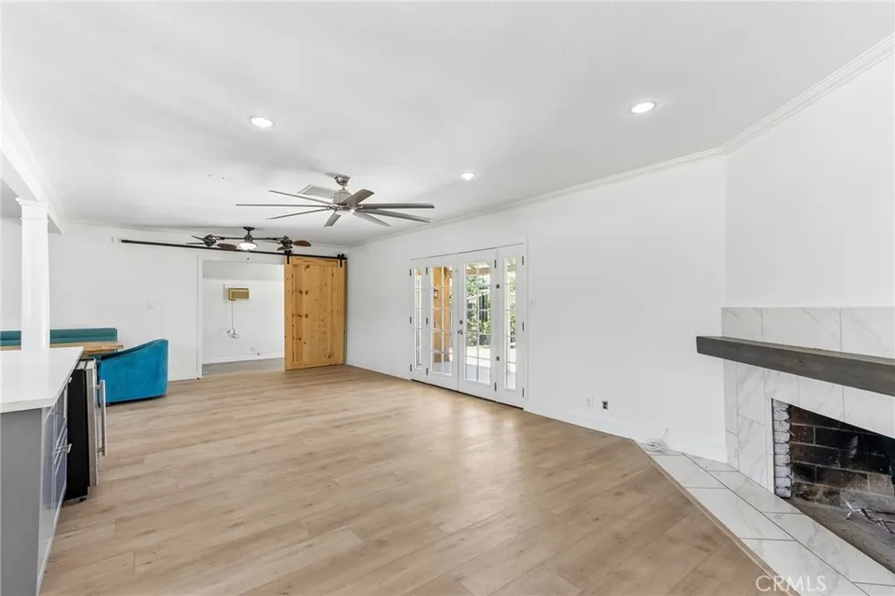 759 S Briargate Covina, CA 91723