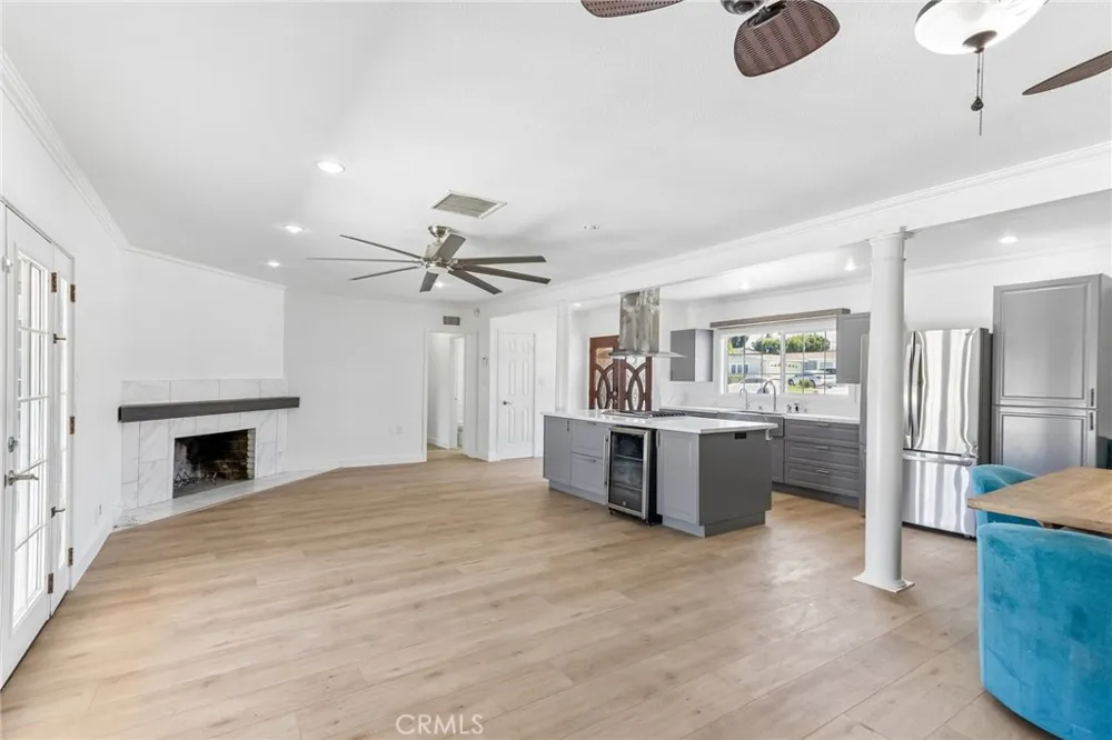 759 S Briargate Covina, CA 91723