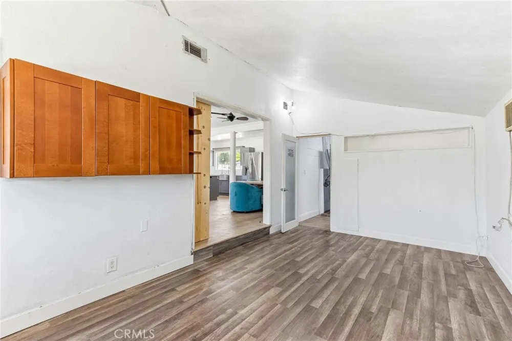 759 S Briargate Covina, CA 91723
