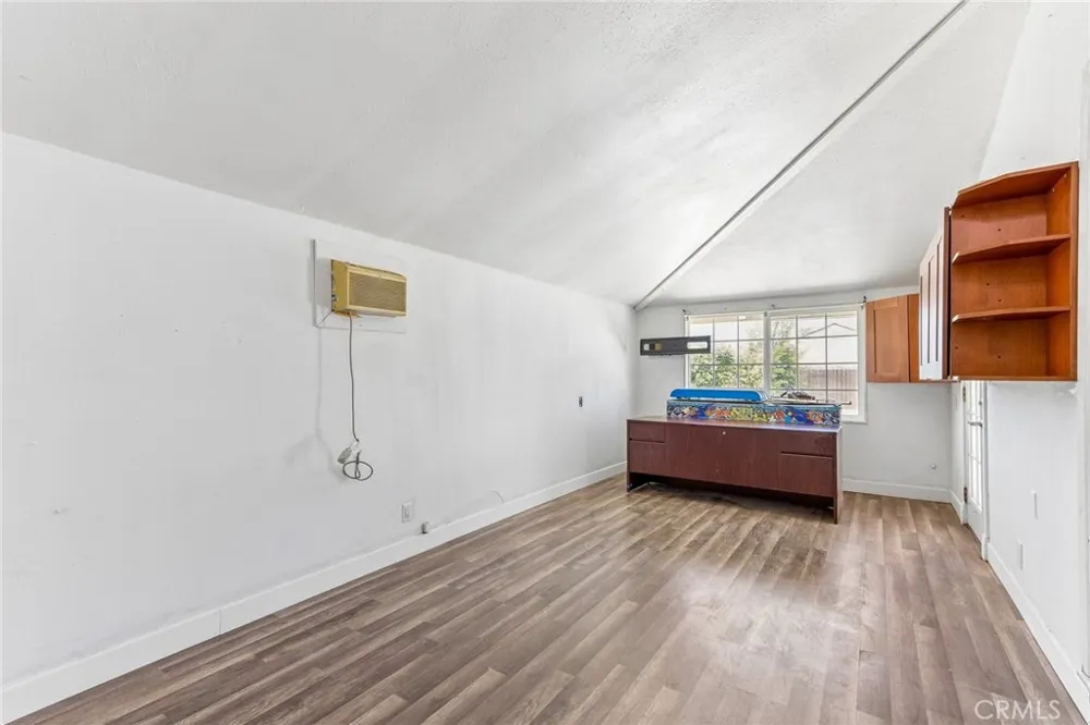 759 S Briargate Covina, CA 91723