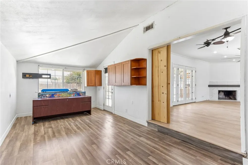 759 S Briargate Covina, CA 91723