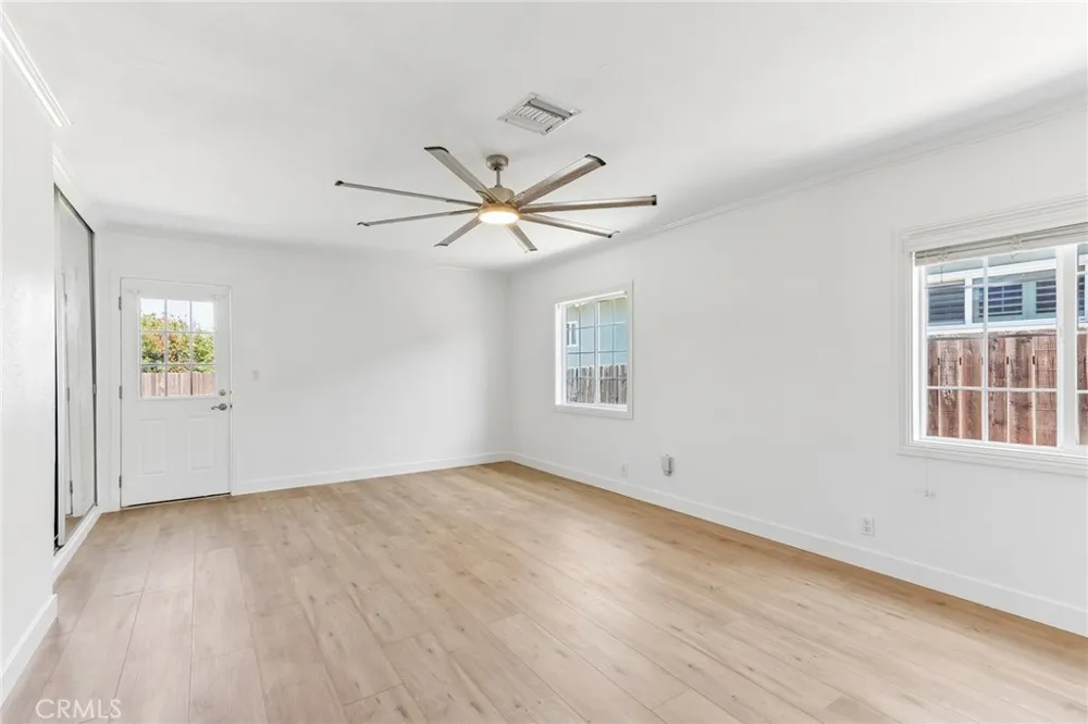 759 S Briargate Covina, CA 91723
