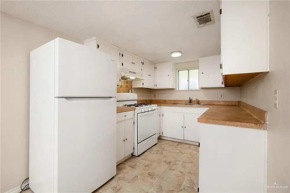 214 E 3rd Street San Juan, TX 78589