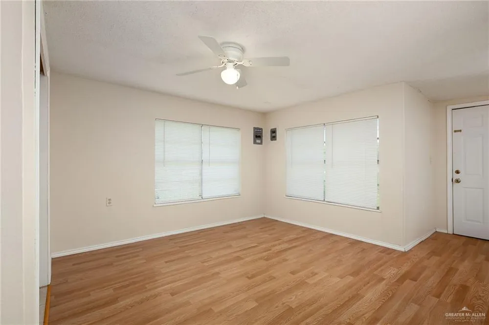 214 E 3rd Street San Juan, TX 78589
